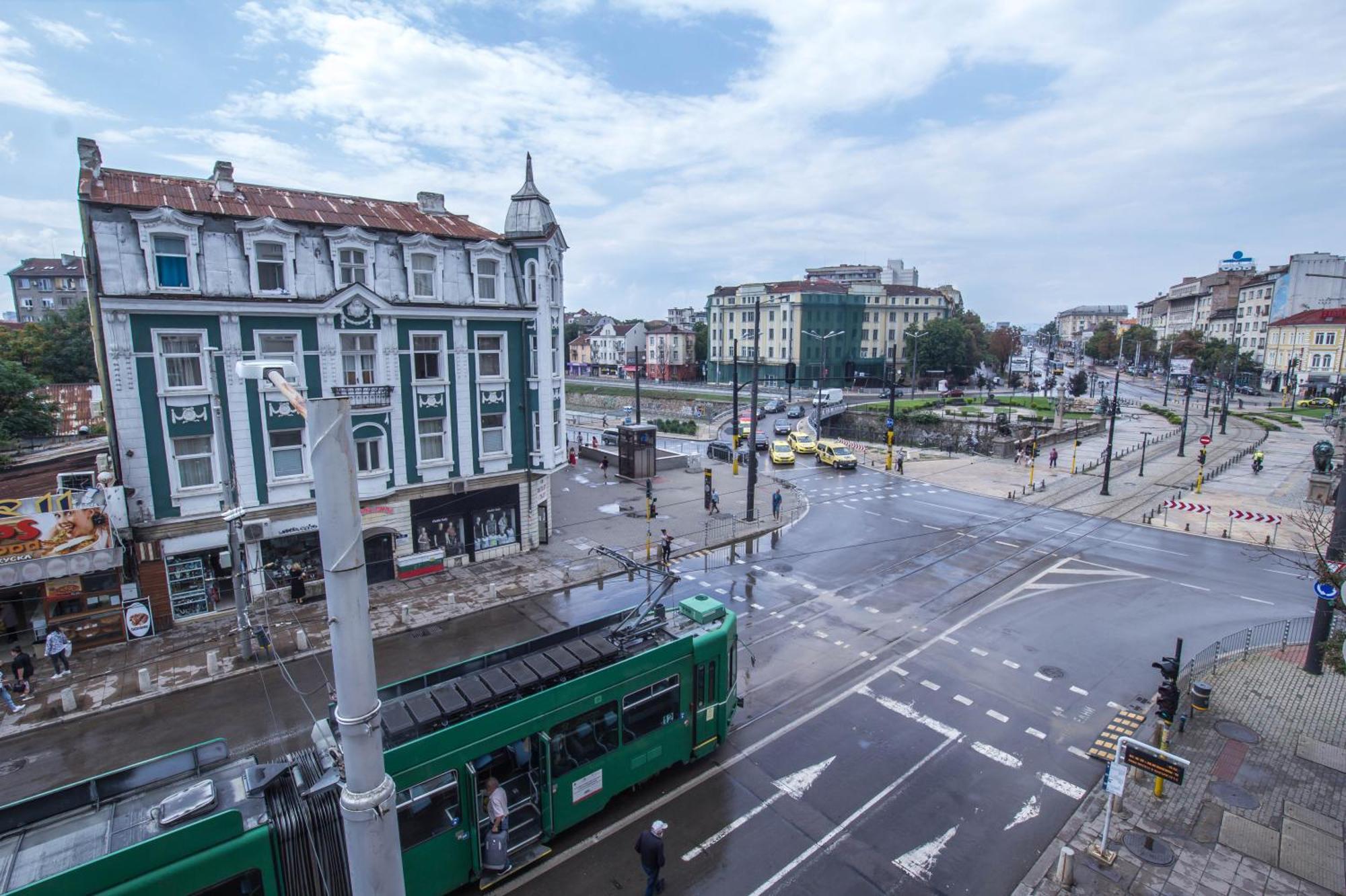 Lion'S Bridge Boutique 2Bdrm Apt, Top Center Gem โซเฟีย ภายนอก รูปภาพ